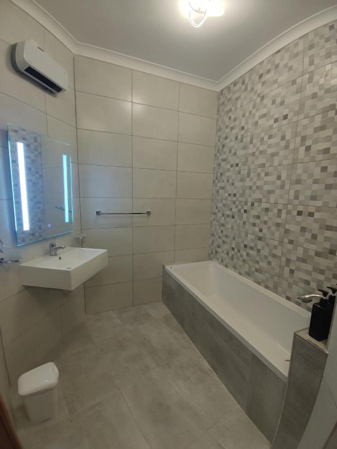 Deggies Apartments - Spacious, Modern Apartment! Naxxar Kültér fotó